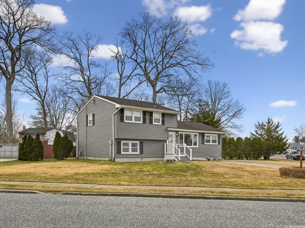 200 Willow Dr N, Cape May, NJ 08204