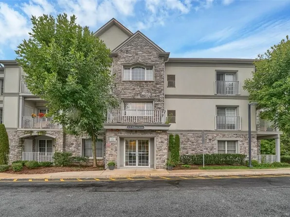 22 N De Baun Avenue #307, Suffern, NY 10901