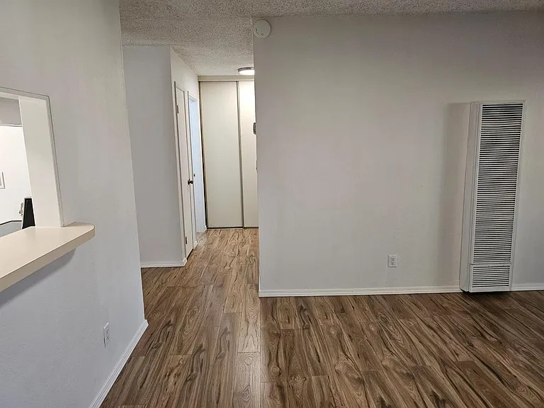 1060 Oak Grove Rd #37 — Photo 13