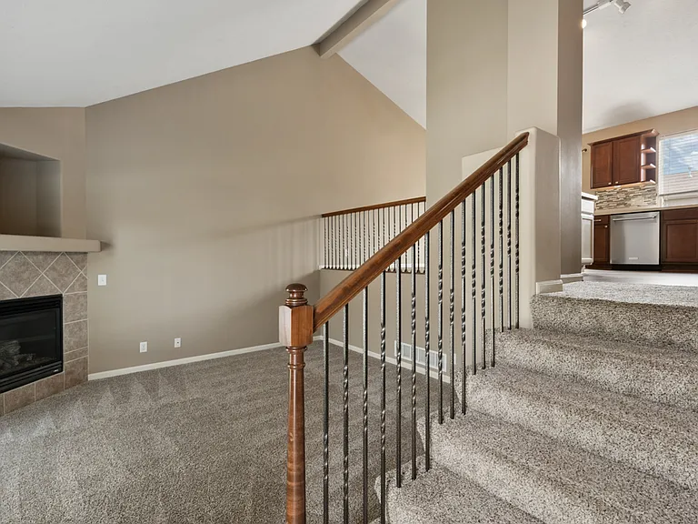 6107 S 190th Ter — Photo 5