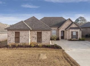 622 Greenfield Ridge Dr E, Brandon, MS 39042