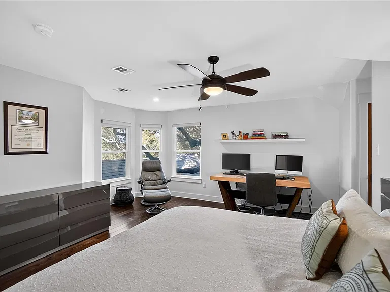 3627 Stoneridge Rd — Photo 16