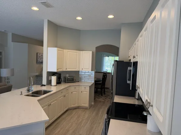 7936 Rockford Rd, Boynton Beach, FL 33472