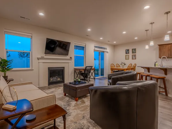 18522 White Rose Pl, Nampa, ID 83687