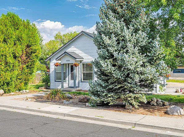 1295 Feather Way, Reno, NV 89509