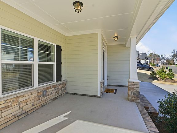 5th image of 513 Ingram Ridge Ct
