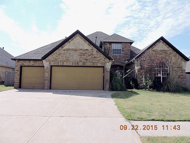 1st image of 812 Justin Dr
