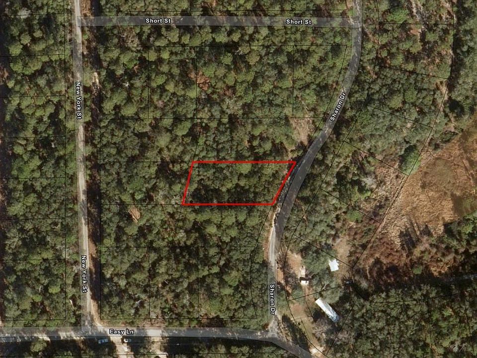 2nd image of 127 Sharon Drive