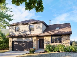 1520 W Squire Ln, Addison, IL 60101