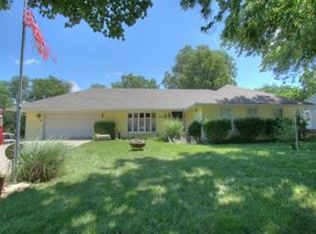 5231 N Cambridge Ave, Kansas City, MO 64119
