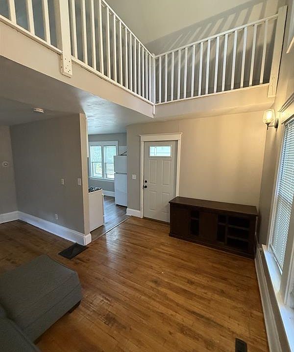 1st image of 241 Humboldt Ave N #3