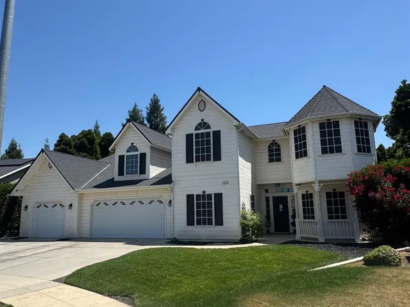 1613 N Dewitt Ave, Clovis, CA 93619