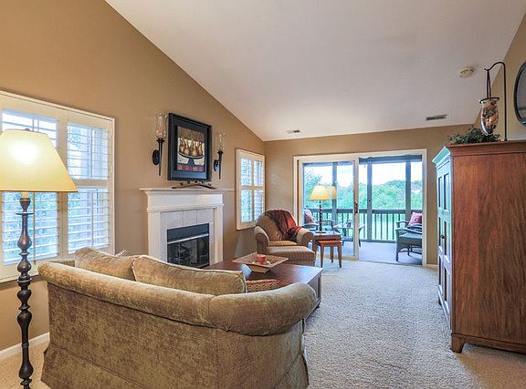 3rd image of 1433 Aberdeen Ct #1433