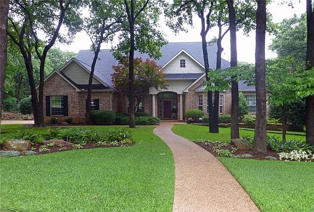1st image of 2515 Brookforest Dr