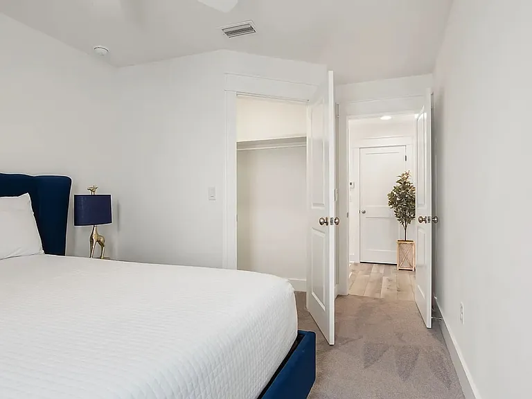 2709 Lagoon Manor Dr — Photo 19