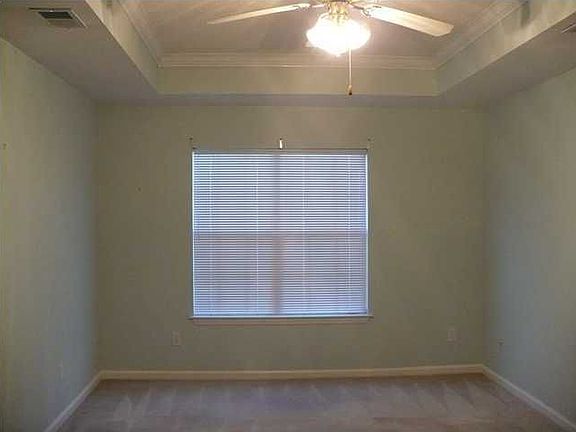 5th image of 2422 Mountain Dr