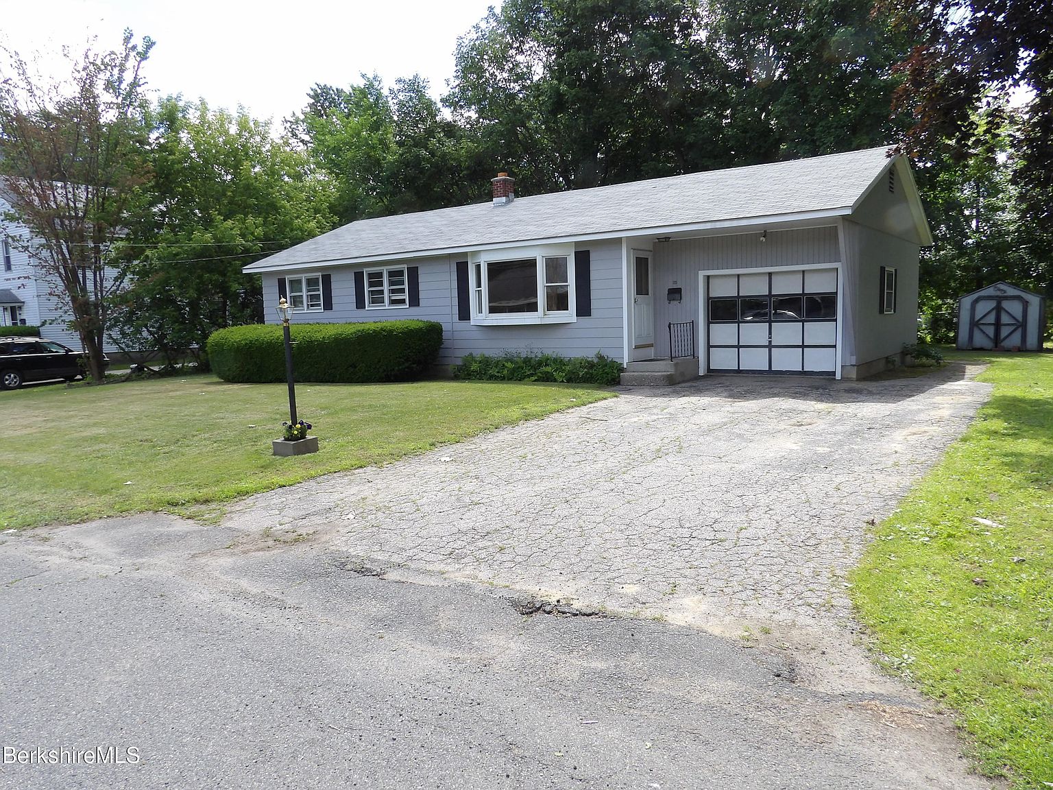 25 College Ave, North Adams, MA 01247 Zillow