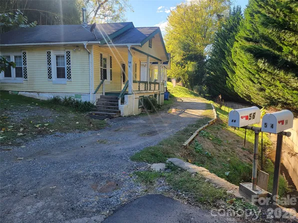 54 Anne St, Canton, NC 28716