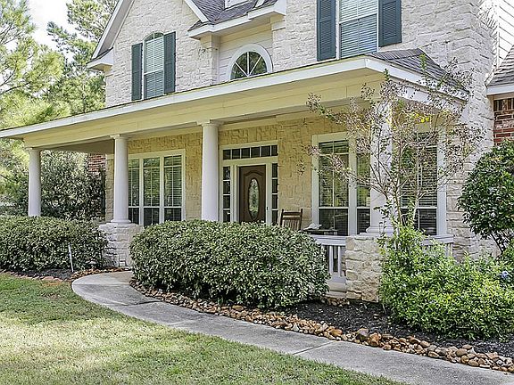 2nd image of 11115 Crestwater Cir