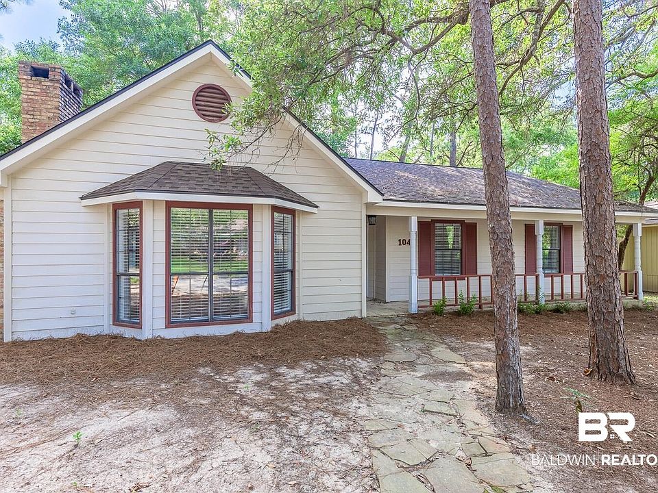 1st image of 104 Leigh Cir
