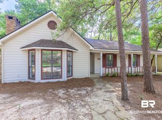 104 Leigh Cir, Daphne, AL 36526