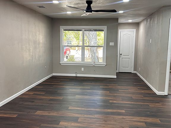 2nd image of 819 W State St