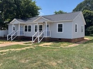 713B Church St, Cramerton, NC 28032