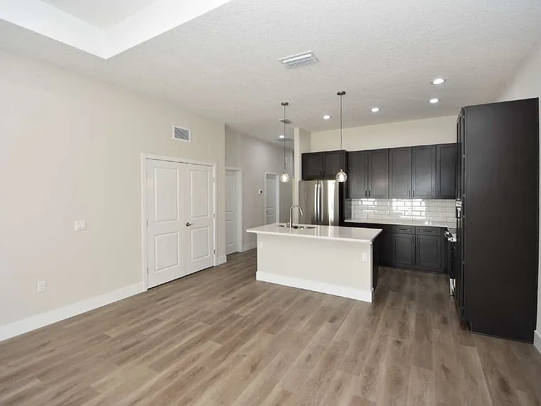 5 Seton Ct #B — Photo 4