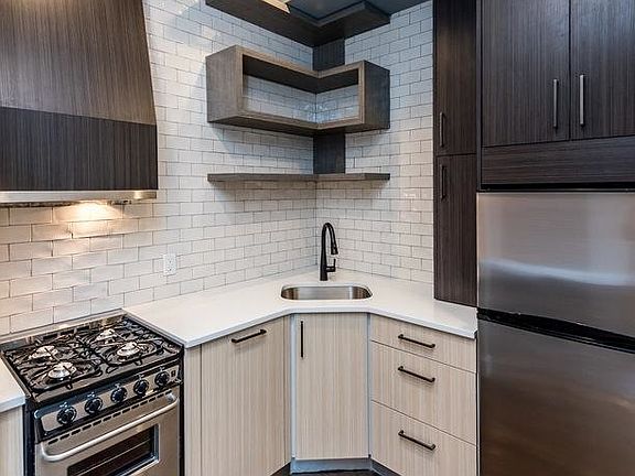 2nd image of 1189 Bedford Ave