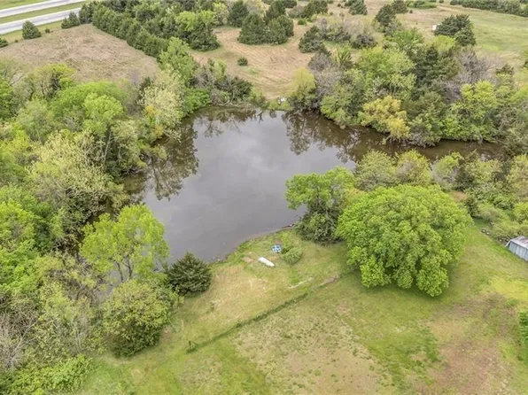 1412 Jackson Rd, Williamsburg, KS 66095