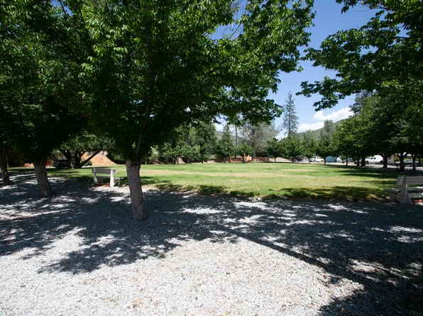 13905 Trinity Mountain Rd APT 10, French Gulch, CA 96033