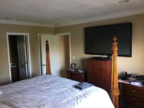 2nd image of 5724 W 26th Ave #5724
