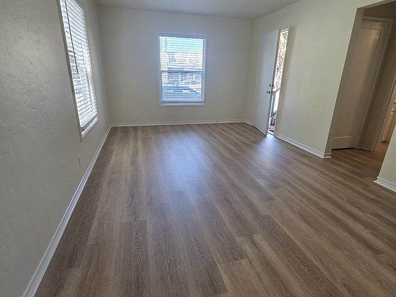 5th image of 1042 Solano Ave