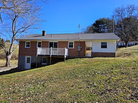 2nd image of 840 Anderson Ave