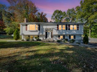 41 Old Bolton Rd, Hudson, MA 01749
