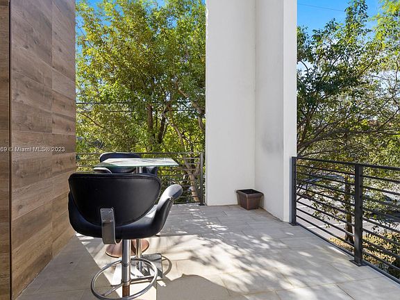 4th image of 3265 Bird Ave #302