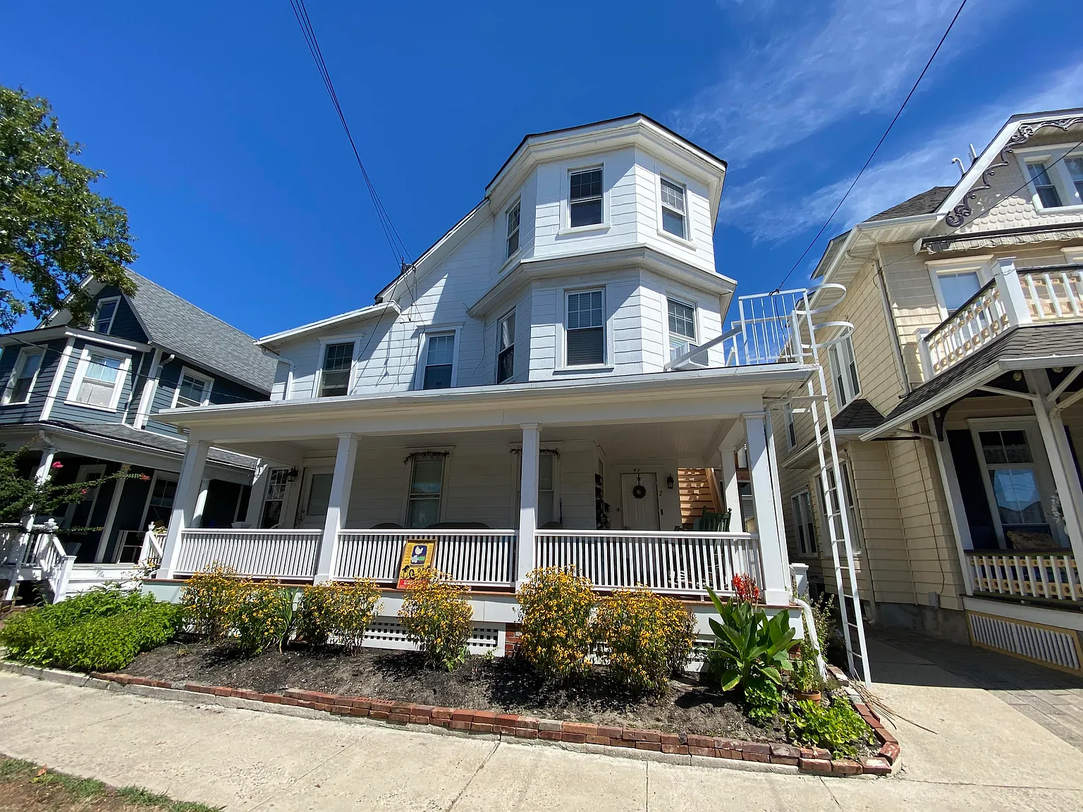 45 Embury Ave — Photo 1