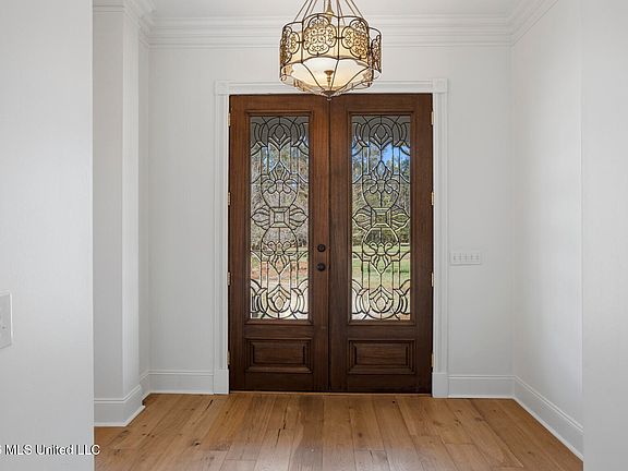 3rd image of 173 Anderson Station Rd