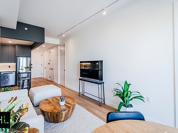 4th image of 931 Carroll St #334