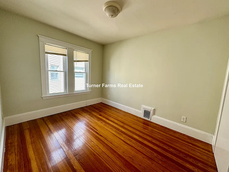 101 Heath St #33 — Photo 3