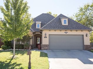 809 W Urbana St S, Broken Arrow, OK 74012