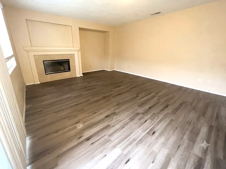 4890 Trailhill Ct — Photo 5