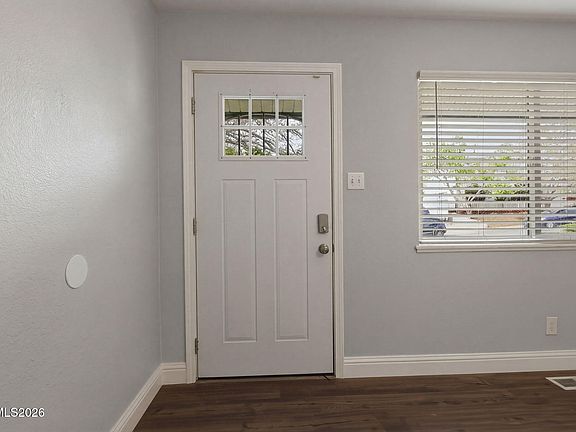 3rd image of 3260 Heights Dr