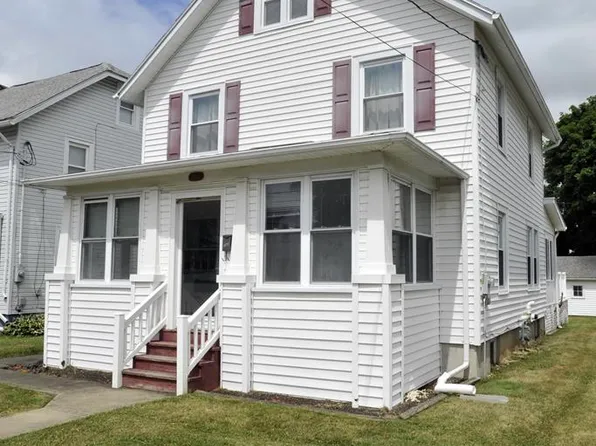 1064 Johnson St, Elmira, NY 14901
