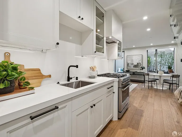 1259 Clay St — Photo 10