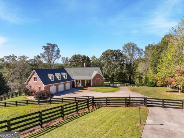 2395 E Cherokee Dr, Woodstock, GA 30188