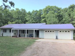 225 Olsen Rd, Gwinn, MI 49841