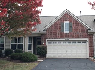 1622 Captiva Dr, Aurora, IL 60504