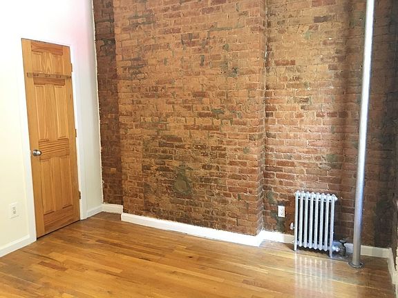 5th image of 516 E 81st St APT 5