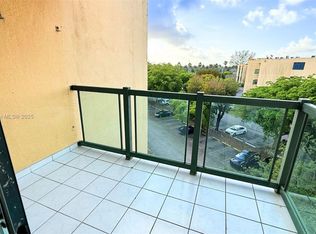 11780 SW 18th St APT 529-2, Miami, FL 33175